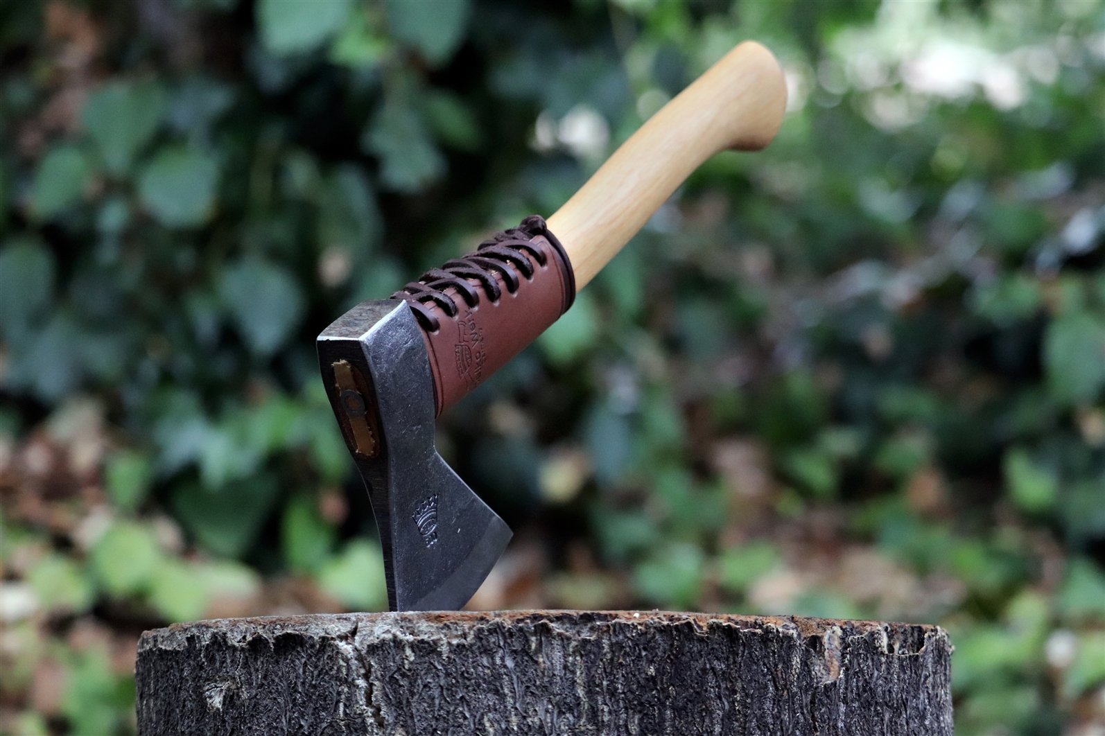 Leather Axe Handle Collar – Neck Protection & Premium Look — Helko
